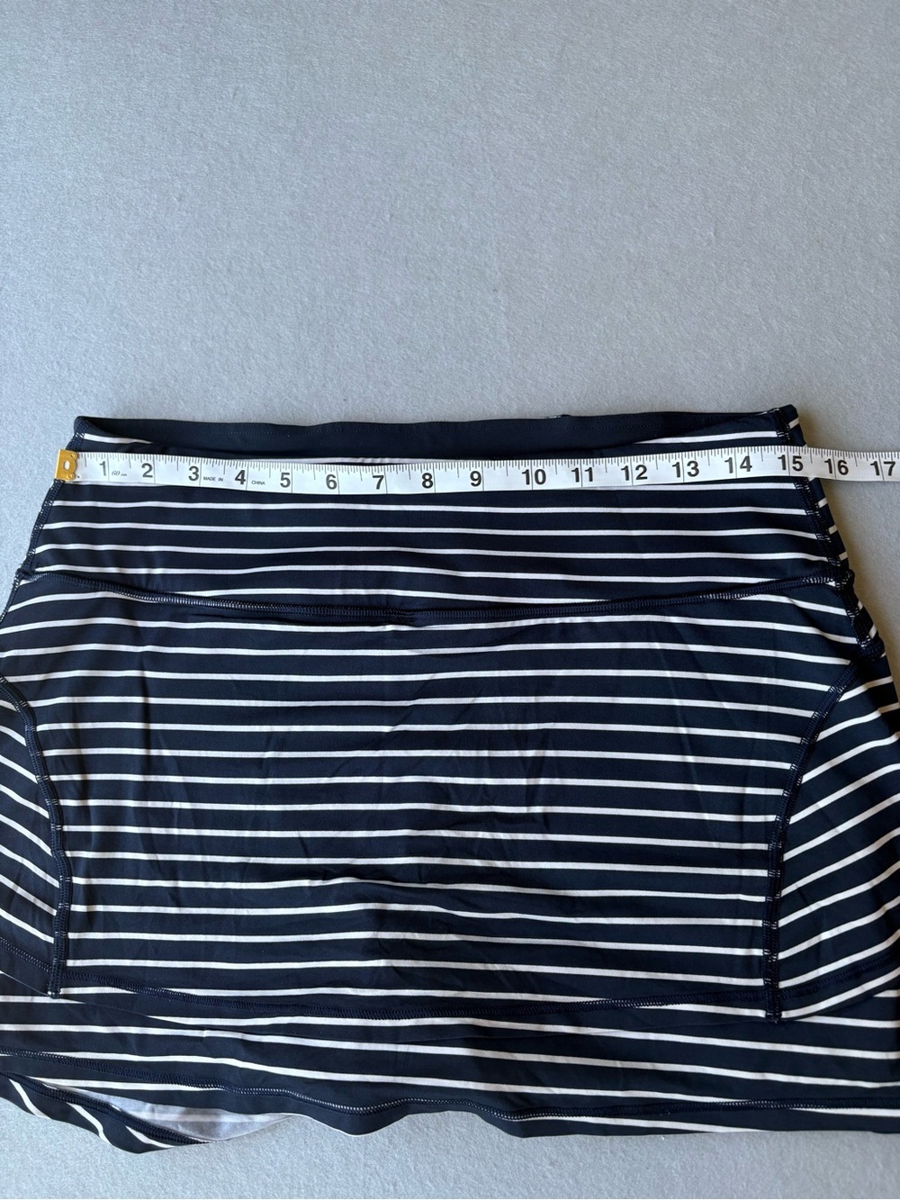 Athleta Stripe Stealth Skort Navy Blue and White Sz M Pickleball Tennis - Picture 6 of 7